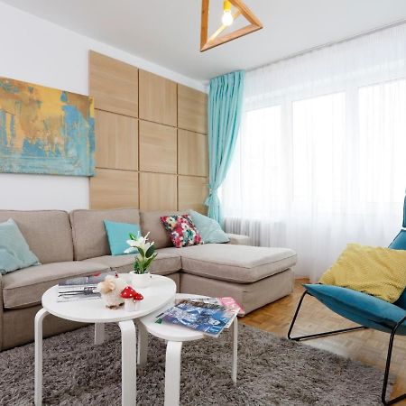 Lovely 2 Bedroom Apartment Near Old Town ブカレスト エクステリア 写真
