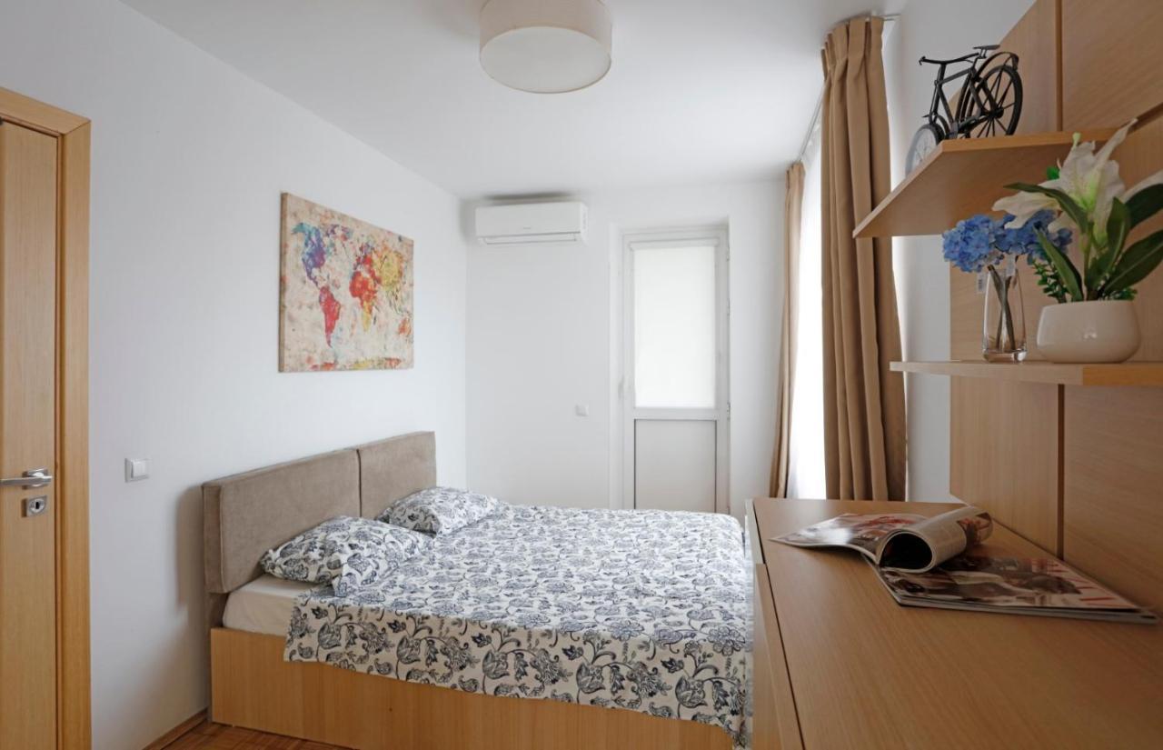 Lovely 2 Bedroom Apartment Near Old Town ブカレスト エクステリア 写真