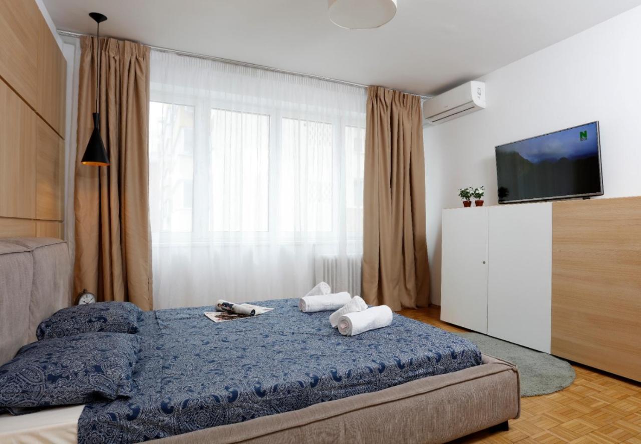 Lovely 2 Bedroom Apartment Near Old Town ブカレスト エクステリア 写真