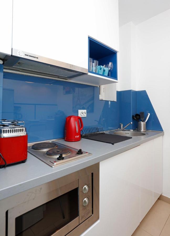 Lovely 2 Bedroom Apartment Near Old Town ブカレスト エクステリア 写真